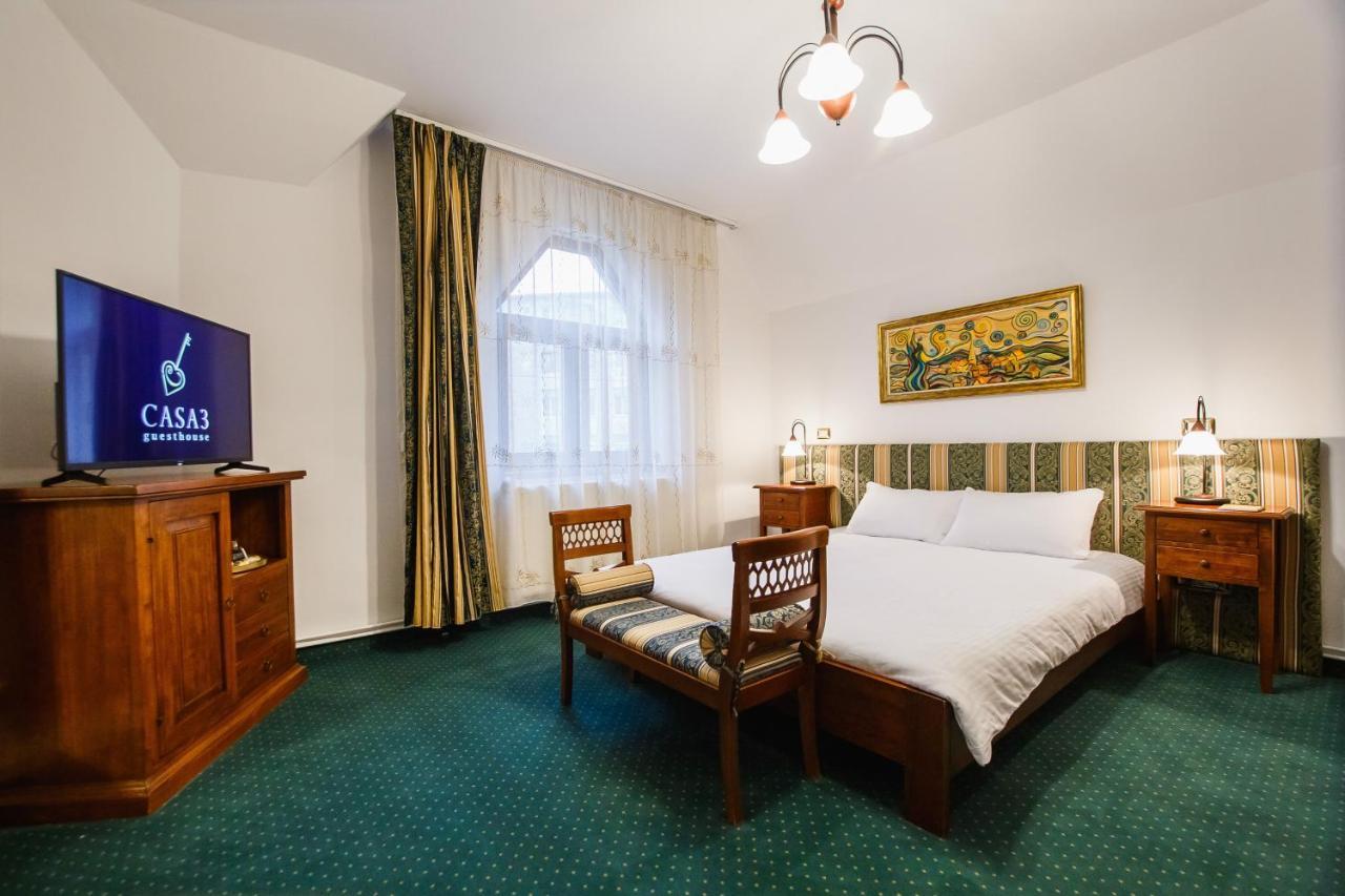 Casa 3 Guesthouse Oradea Bagian luar foto