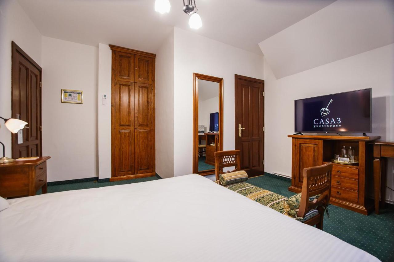 Casa 3 Guesthouse Oradea Bagian luar foto