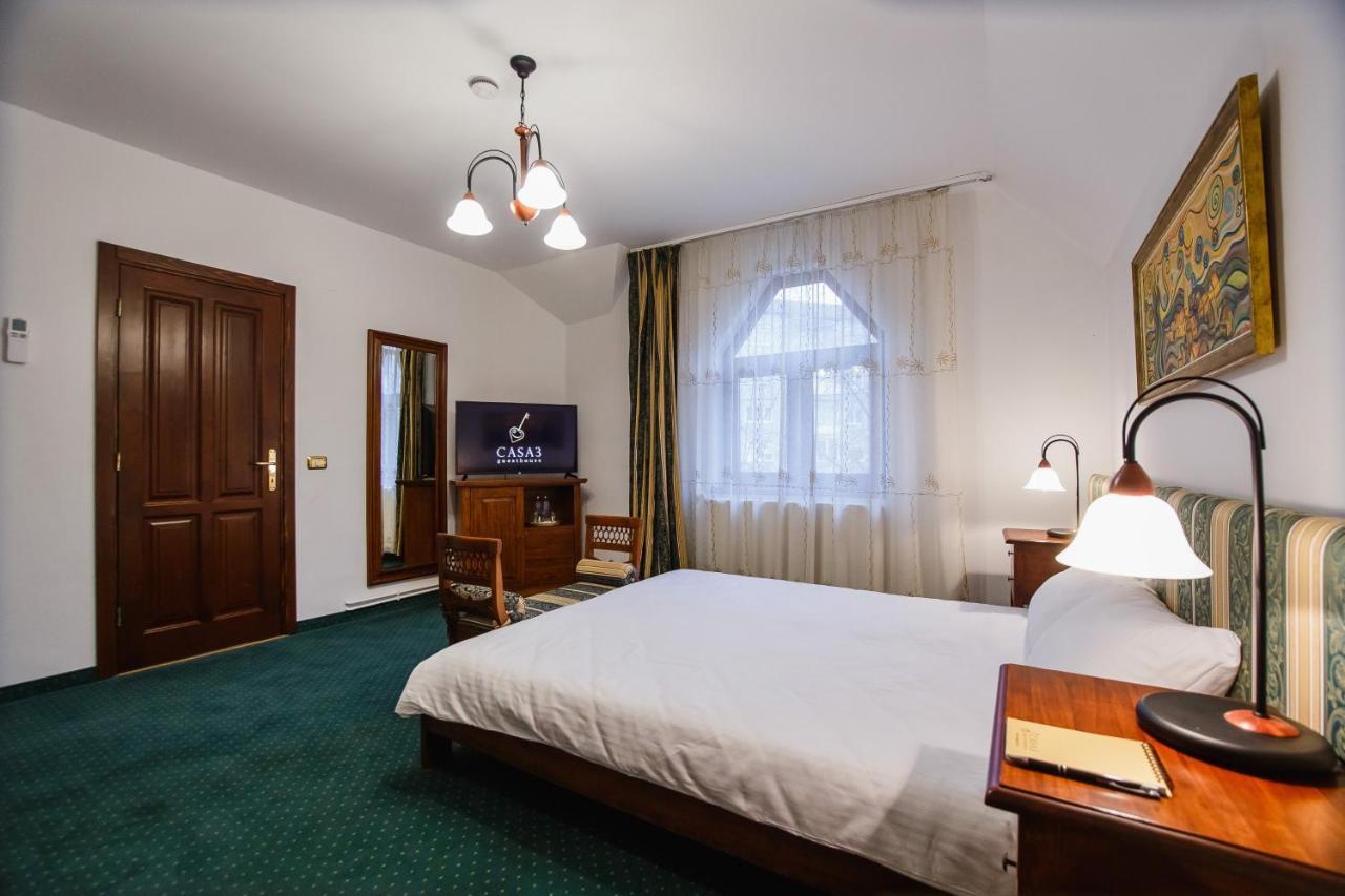 Casa 3 Guesthouse Oradea Bagian luar foto