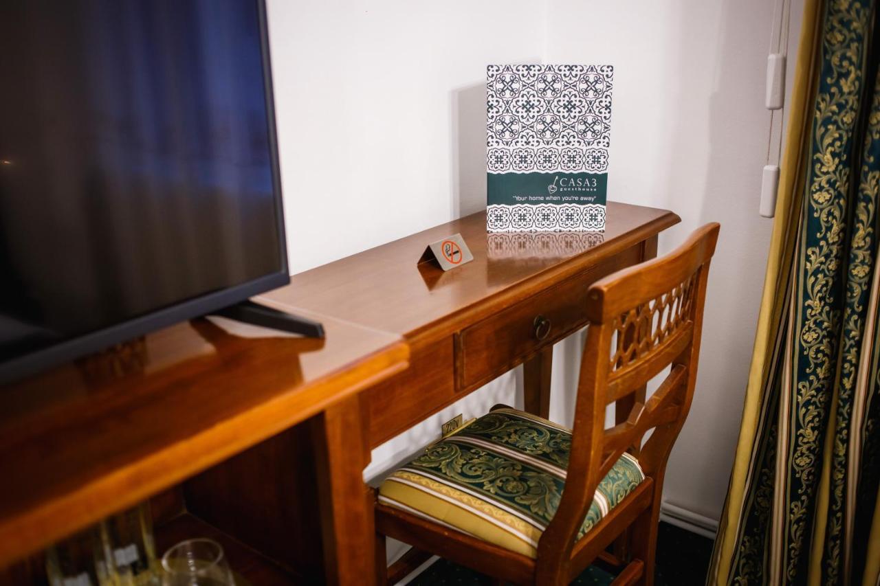 Casa 3 Guesthouse Oradea Bagian luar foto